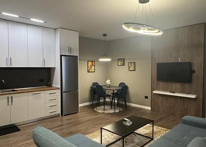 Prayla Luxury At Delijorgji * 地拉那